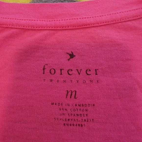 Medium Forever 21 short sleeve tee - Picture 3 of 3